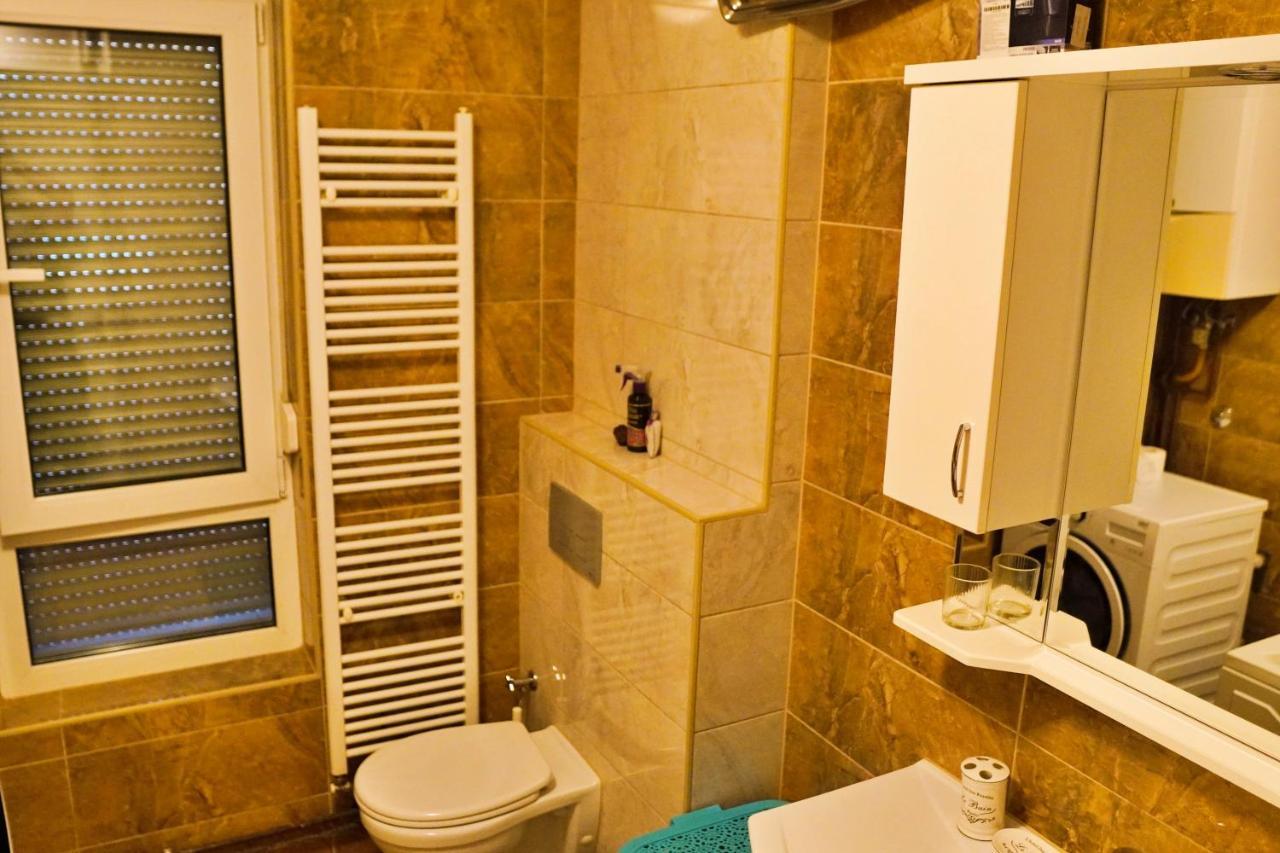 City Center Grand Apartment - Three-Bedroom, Free Parking Сараево Экстерьер фото