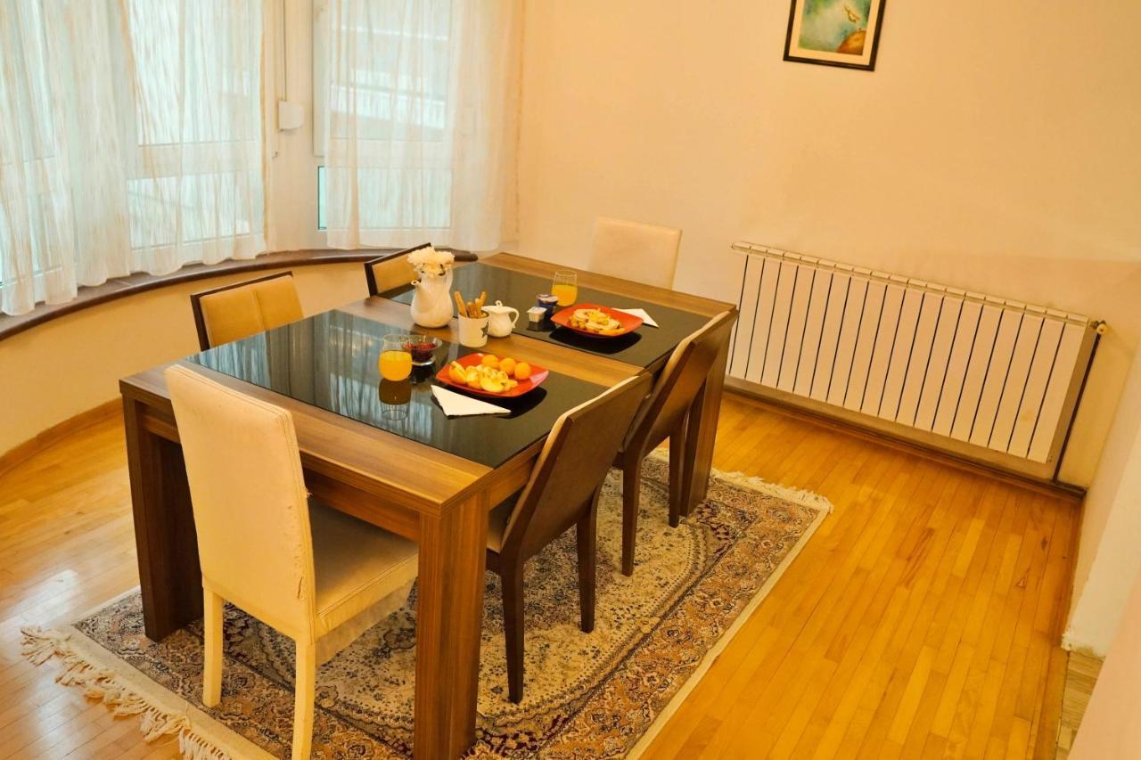 City Center Grand Apartment - Three-Bedroom, Free Parking Сараево Экстерьер фото